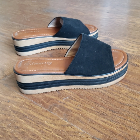 Smartty sz 39 (8.5) platforms black and tan heels - Picture 2 of 12